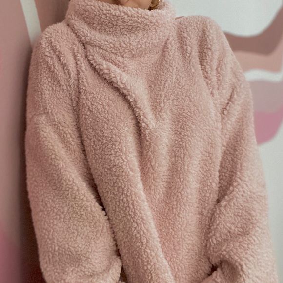 Pink Fluffy Turtleneck Sweater - Picture 4 of 5